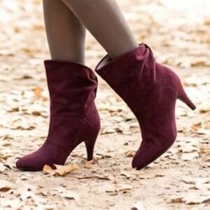 UNISA Kitten Heel Vegan Burgundy Boots Dark Academia Quiet Luxury AutumnChic 9.5